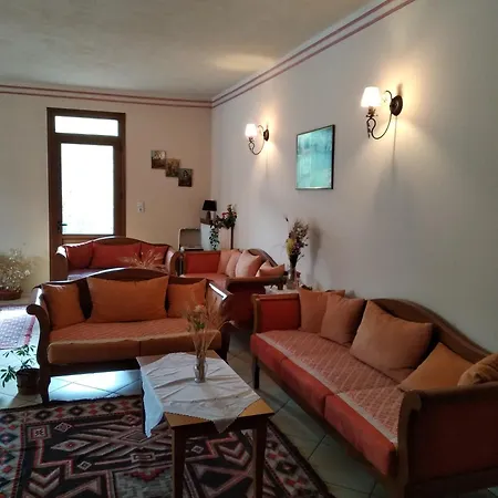 Affittacamere To Spiti Tis Irinis 2*