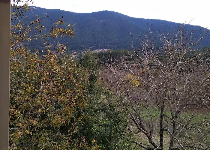 To Spiti Tis Irinis בית הארחה 2*